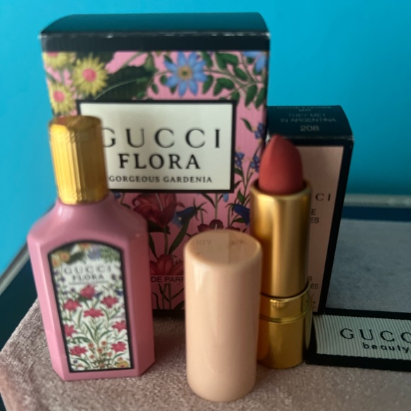 NIB Gucci Beauty Pink Velvet Jewelry Box Bundle - Picture 4 of 8